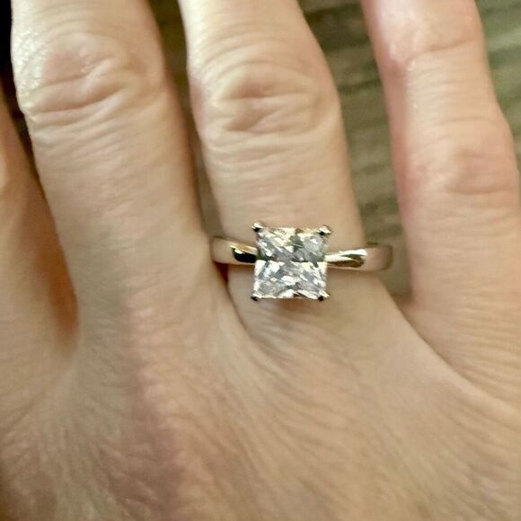 Sterling Silver Solitaire Princess Cut CZ Ring Engagement New * - Picture 5 of 5